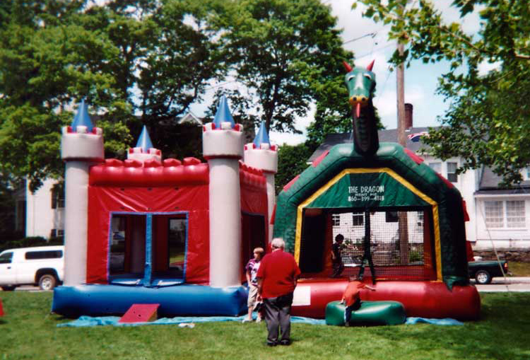 Castle and dragon moonwalks